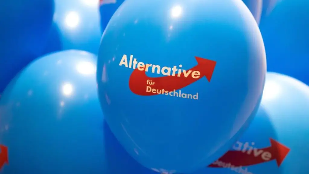 Luftballons-mit-dem-Logo-der-AfD