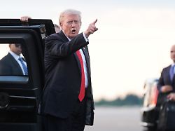 Bei den Republikanern brodelt es: Trump zeigt in Epstein-Affäre auf die Demokraten