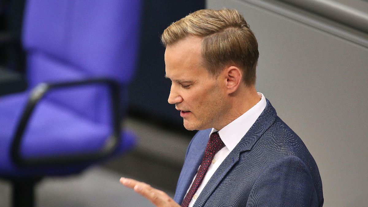 -Menschen-werden-tot-operiert-Streeck-legt-bei-Therapiestopp-f-r-ltere-nach