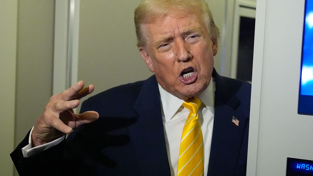 Trump kündigt Milliardenklage gegen die BBC an