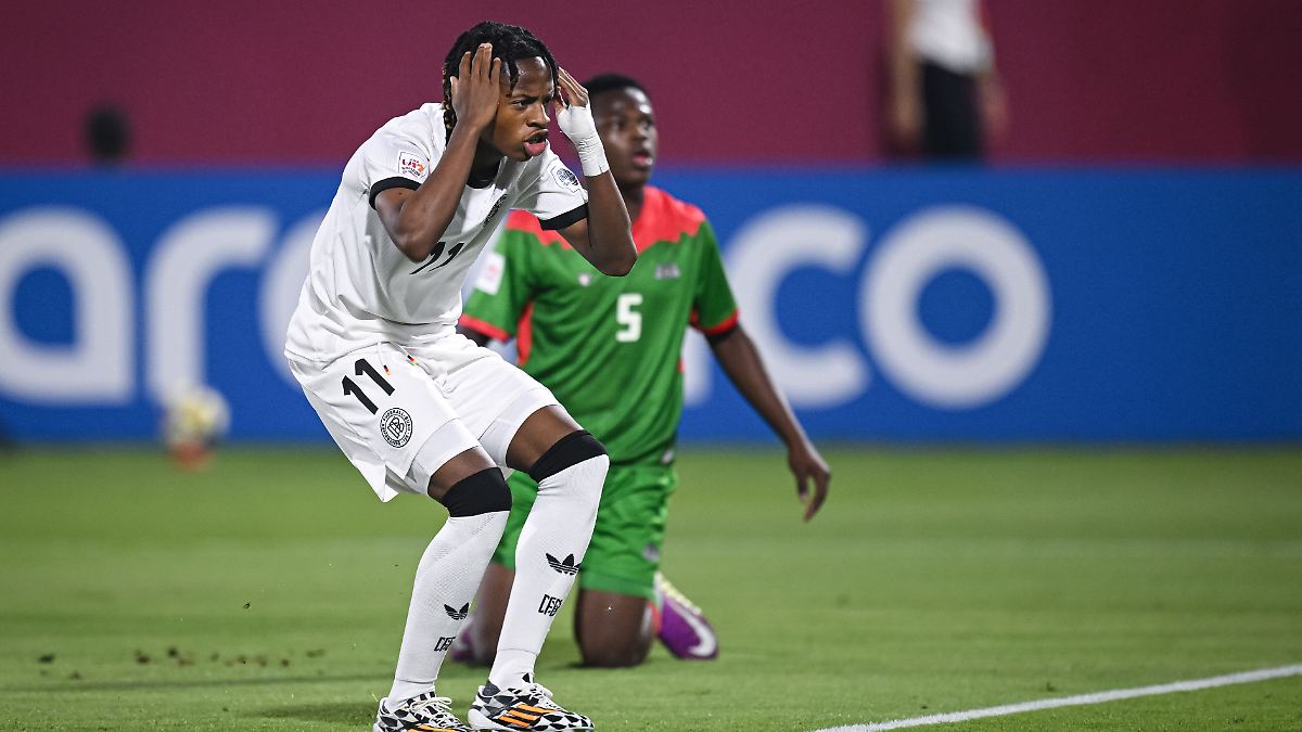 Früh Schluss bei U17-WM: 15-Jähriger schießt fassungslosen Titelverteidiger Deutschland raus