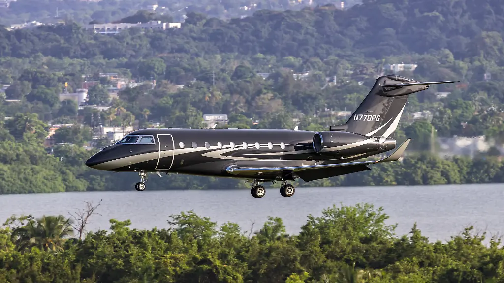 San-Juan-Puerto-Rico-3-August-2025-Ein-Gulfstream-Aerospace-G280-Privatjet-Flugzeug-mit-dem-Kennzeichen-N770PG-auf-dem-Flughafen-San-Juan-Puerto-Rico