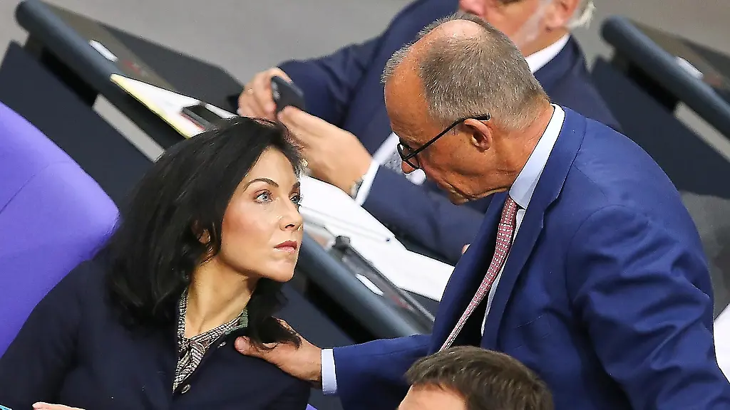 Berlin-Deutschland-Deutscher-Bundestag-29