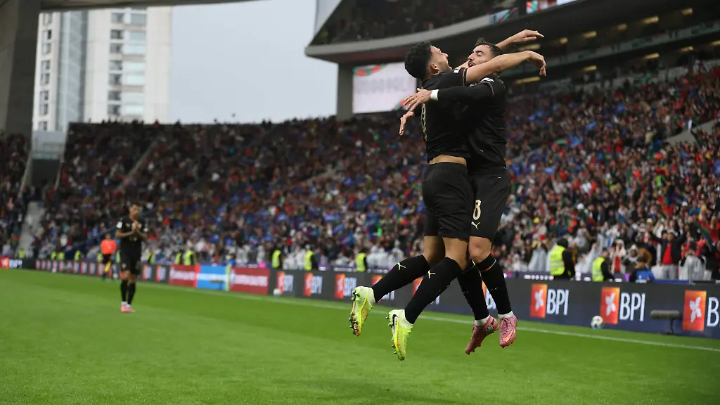 16-November-2025-FIFA-World-Cup-WM-Weltmeisterschaft-Fussball-2026-European-Qualifiers-Round-6-Portugal-vs-Armenia-Estadio-de-Dragao-Porto-Portugal-16-November-2025-FIFA-World-Cup-2026-European-Qualifiers-Round-6-Portugal-vs-Armenia-Estadio-de-Dragao-Porto-Portugal