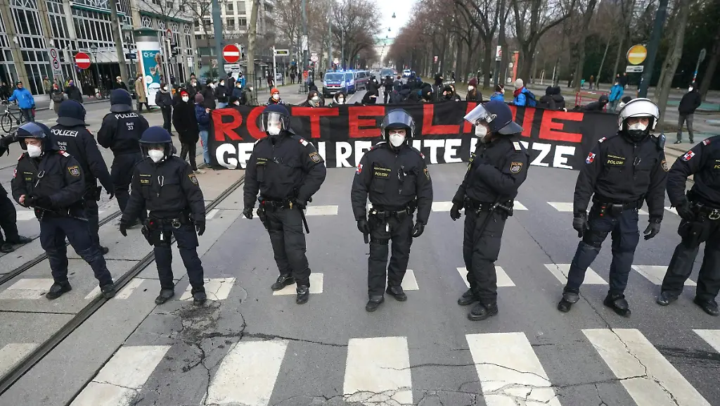 a605c401a9be5480d22f44660dd06b52