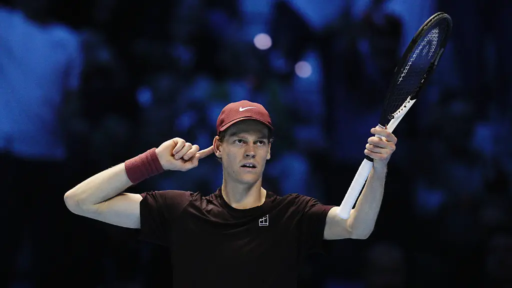 Italy-s-Jannik-Sinner-reacts-during-the-singles-final-tennis-match-of-the-ATP-Tennis-Herren-World-Tour-Finals-against-Spain-s-Carlos-Alcaraz-at-the-Inalpi-Arena-in-Turin-Italy-Sunday-Nov-16-2025