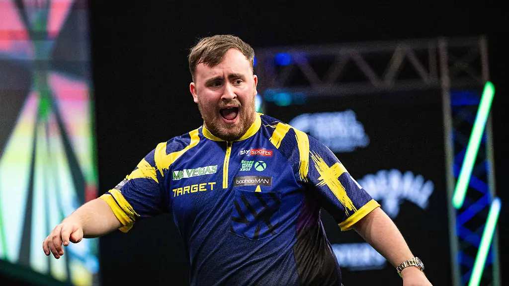 RECORD-DATE-NOT-STATED-16th-November-2025-WV-Active-Aldersley-Wolverhampton-Midlands-England-2025-PDC-Mr-Vegas-Grand-Slam-of-Darts-Luke-Littler-celebrates-winning-a-leg-in-his-semi-final-match-against-Danny-Noppert-PUBLICATIONxNOTxINxUK-GodfreyxPitt