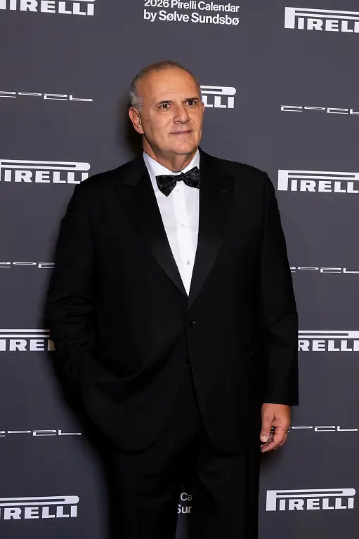 guest-Pirelli-The-Cal-2026-by-Solve-Sundsbo-Presentation-Backdrop-Municipal-House-Prague-Czech-Republic-14th-November-2025-SGPItalia-id-133630-001-Not-Exclusive