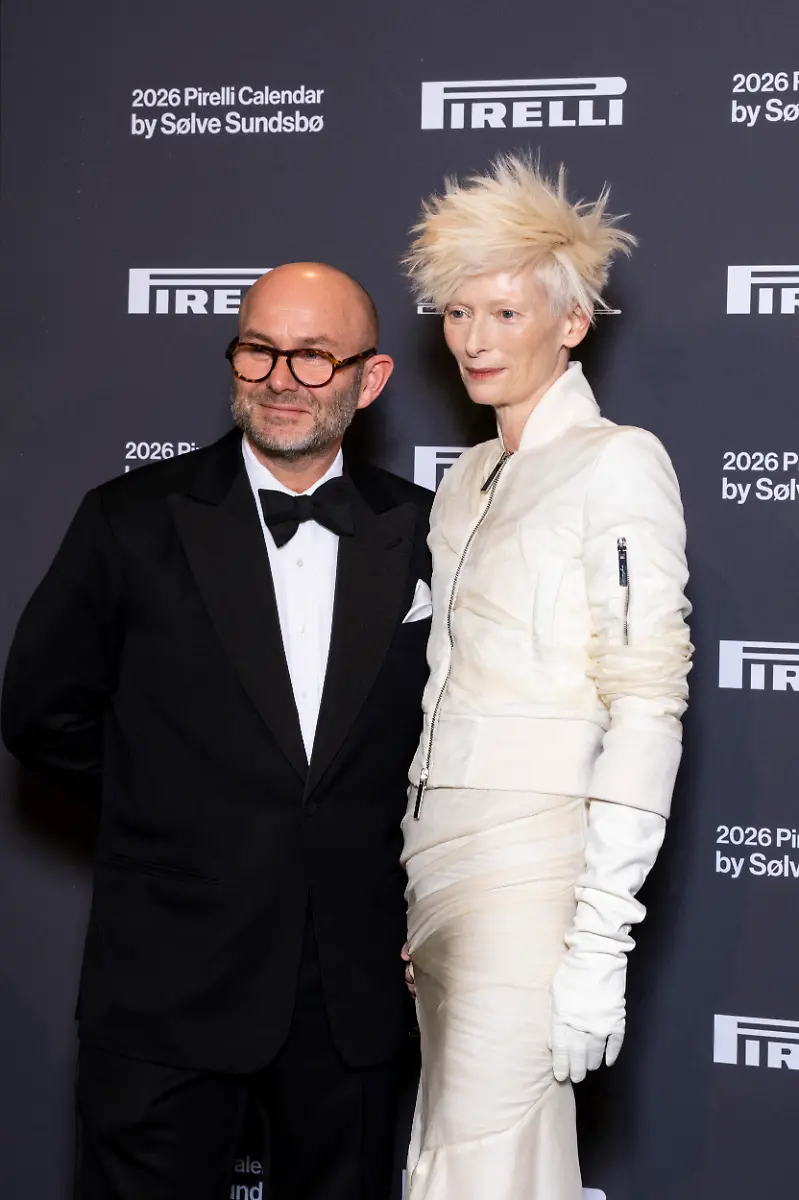 Solve-Sundsbo-Tilda-Swinton-Pirelli-The-Cal-2026-by-Solve-Sundsbo-Presentation-Backdrop-Municipal-House-Prague-Czech-Republic-14th-November-2025-SGPItalia-id-133630-001-Not-Exclusive