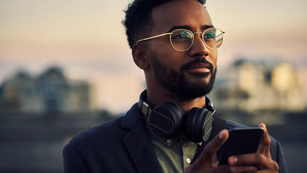 Die-AirPods-Max-von-Apple-bieten-starken-Sound-jetzt-zu-starkem-Preis