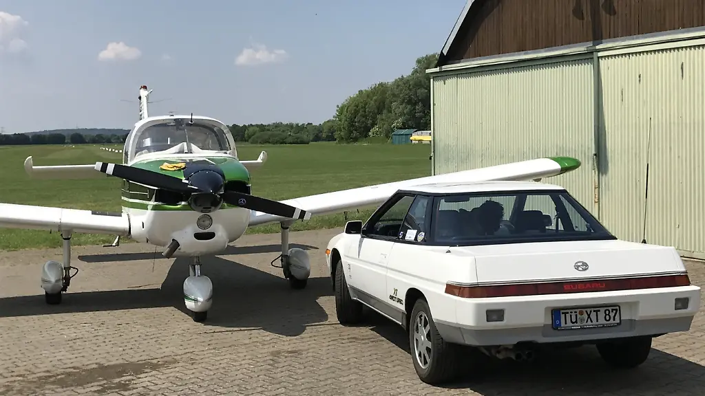 Vergessene-Legenden-Das-Subaru-Fuji-Flugzeug-FA-200-inspirierte-1985-den-Subaru-XT-Turbo-einen-keilfoermigen-Allradsportler-mit-vielen-Aeronautikfeatures