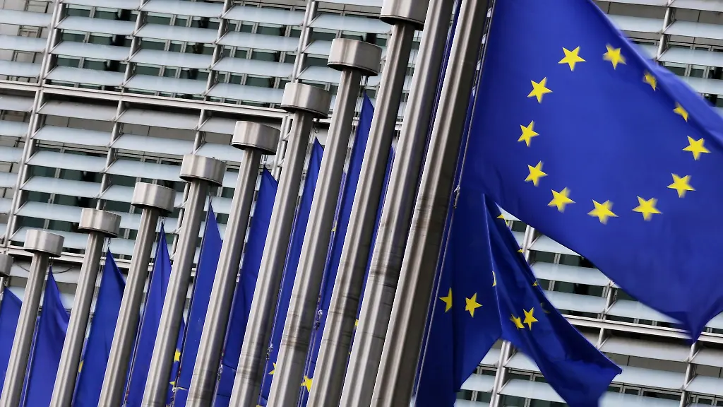 Die-EU-Kommission-nimmt-Dienste-von-Amazon-und-Microsoft-unter-die-Lupe