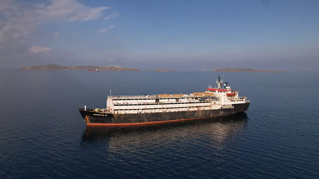 Nach-Wochen-vor-der-tuerkischen-Kueste-kehrt-das-Frachtschiff-nun-zurueck-nach-Uruguay