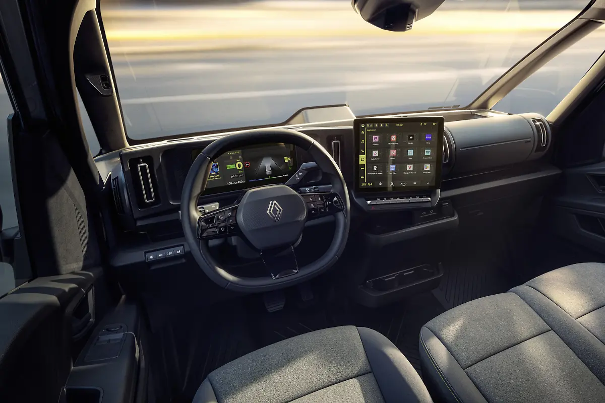 Gute-Uebersicht-Das-Cockpit-mit-10-Zoll-Zentralinstument-und-12-Zoll-Touchscreen