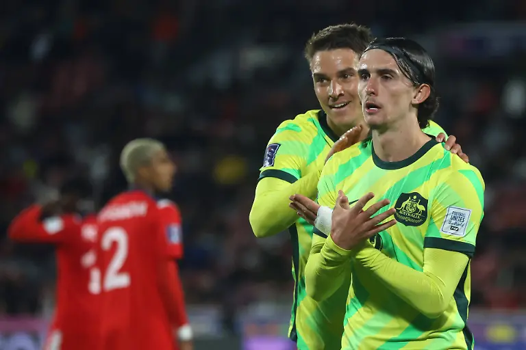 Futbol-Australia-vs-Cuba-Mundial-sub-20-Chile-2025-El-jugador-de-Australia-Daniel-Bennie-centro-celebra-tras-marcar-un-gol-contra-Cuba-durante-un-partido-del-grupo-D-del-mundial-sub-20-disputado-en-el-estadio-Nacional-de-Santiago-Chile-04-10-2025-Jonnathan-Oyarzun-Photosport-Football-Australia-vs-Cuba-U-20-World-Cup-Championship-Australias-player-Daniel-Bennie-center-celebrates-after-scoring-against-Cuba-during-a-Group-D-match-of-the-U-20-World-Cup-at-the-Nacional-stadium-in-Santiago-Chile