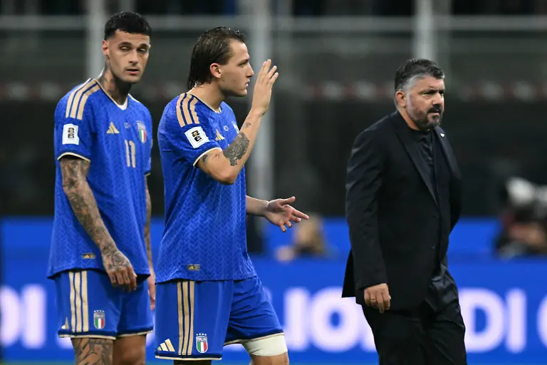 Italy-s-Gennaro-Gattuso-looks-dejected-after-being-defeated-during-the-FIFA-World-Cup-2026-European-qualification-football-match-between-Italy-and-Norway-at-the-San-Siro-Stadium-in-Milan-on-November-16-2025