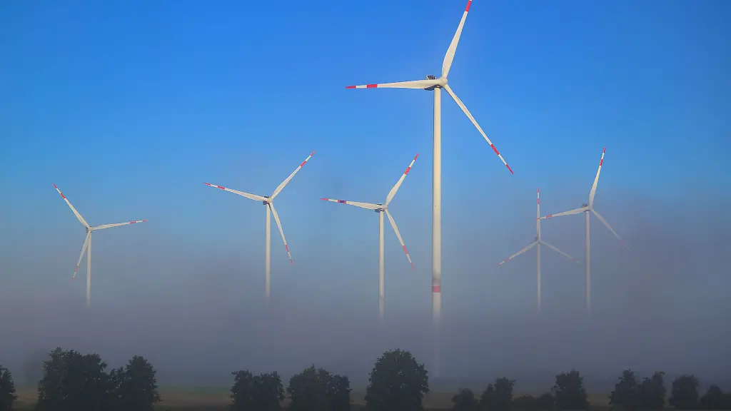 Der-Landtag-will-mit-einem-neuen-Gesetz-die-Akzeptanz-in-den-Kommunen-fuer-Solar-und-Windenergie-erhoehen