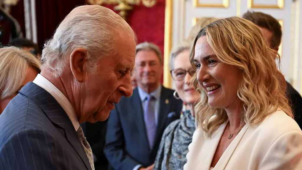 Kate-Winslet-meets-with-Britain-s-King-Charles-as-they-attend-the-King-s-Foundation-Awards-ceremony-on-the-35th-anniversary-of-The-Kingas-Foundation-at-St-James-s-Palace-in-London-Britain-June-12-2025-Credit-Chris-J