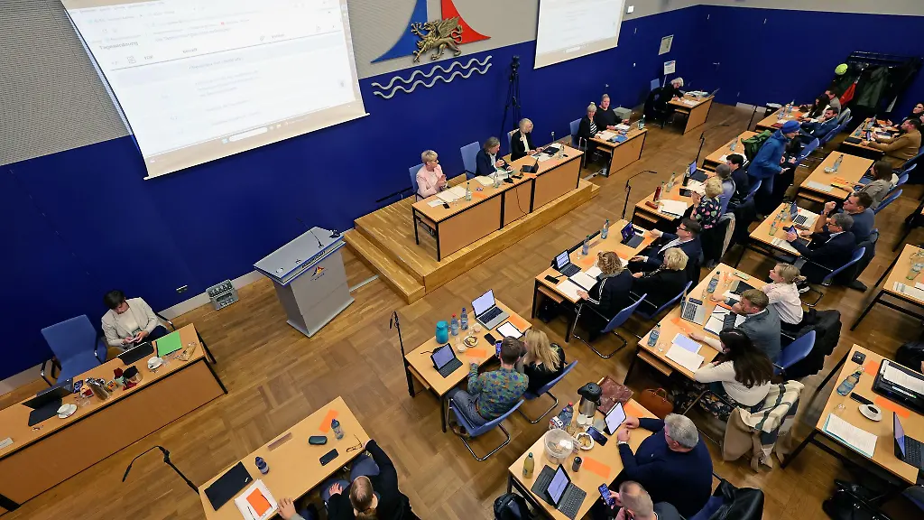 Finanzen-beschaeftigten-die-Rostocker-Buergerschaft