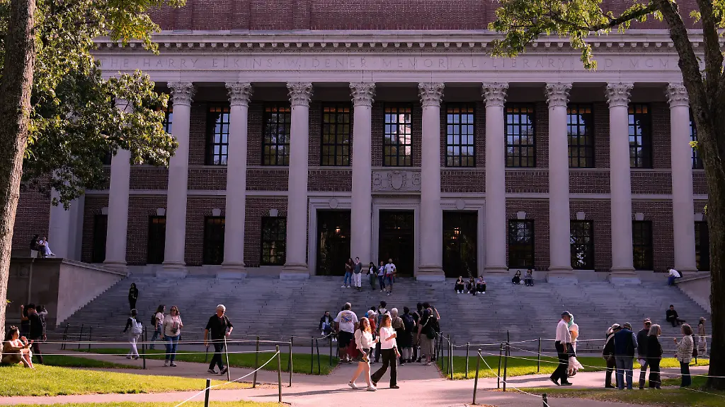 The-Widener-Library-at-Harvard-University-Tuesday-Sept-30-2025-in-Cambridge-Mass