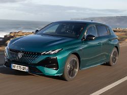 Diesel bleibt, mehr Akku kommt: Unterwegs im renovierten Peugeot 308 - Augen auf beim Antrieb