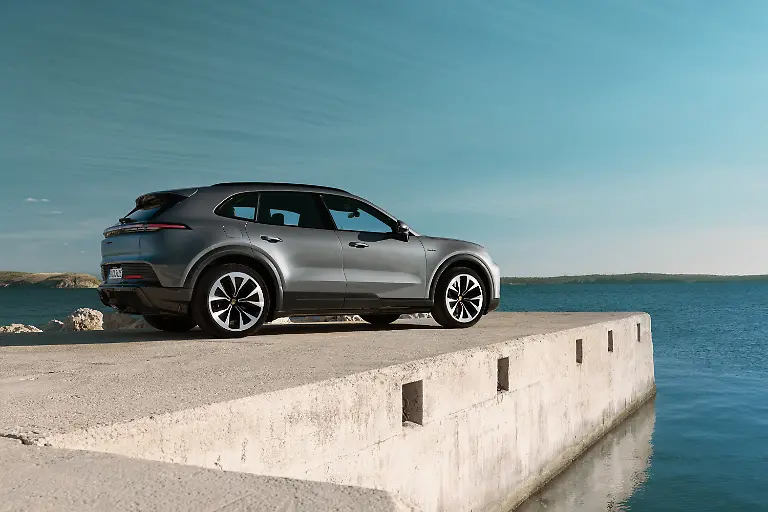 Optisch-nimmt-der-Cayenne-Electric-deutliche-Anleihen-an-seinen-Vorgaengern