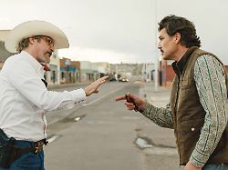 Grotesk und streitbar: "Eddington" öffnet die Wunden der Pandemie-Ära