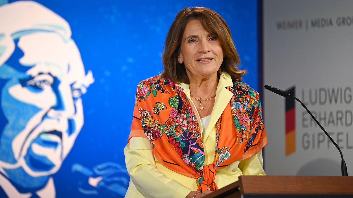 Verzicht-auf-Verfassungsorden-Frau-von-Minister-Weimer-zieht-Konsequenz-aus-Vorw-rfen