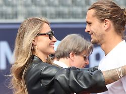 "Zwei Diener" für Mishka: Bei Thomalla und Zverev gibt es nur einen Star