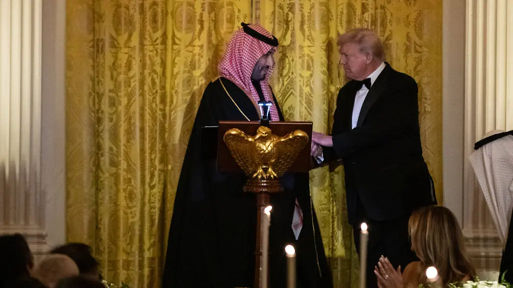 White-House-Saudi-Arabian-Crown-Prince-Mohammed-bin-Salman-joins-President-Donald-Trump-and-First-Lady-Melania-Trump-at-a-dinner-at-the-White-House-in-Washington-on-Nov-18-2025