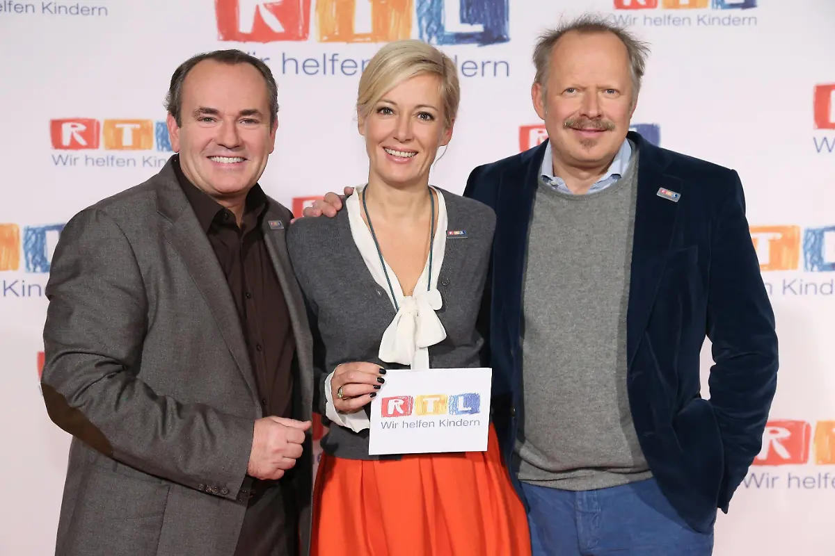 RTL-Charity-Gesamtleiter-Wolfram-Kons-mit-Judith-und-Axel-Milberg-Die-Verwendung-des-sendungsbezogenen-Materials-ist-nur-mit-dem-Hinweis-und-Verlinkung-auf-RTL-gestattet