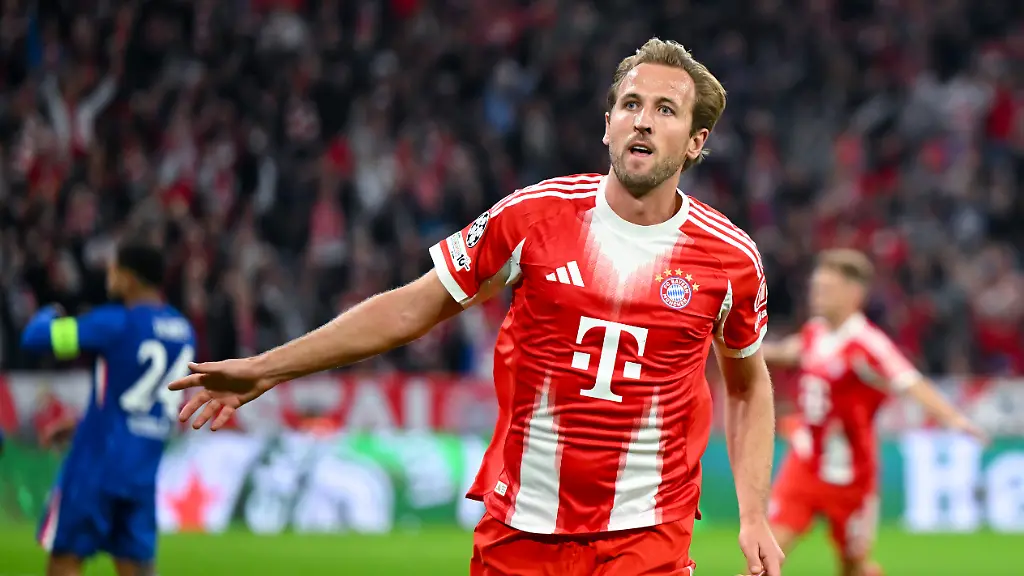 Fussball-Champions-League-Bayern-Muenchen-FC-Chelsea-Vorrunde-1-Spieltag-Allianz-Arena-Harry-Kane-Bayern-Muenchen-jubelt-ueber-sein-Tor-zum-3-1