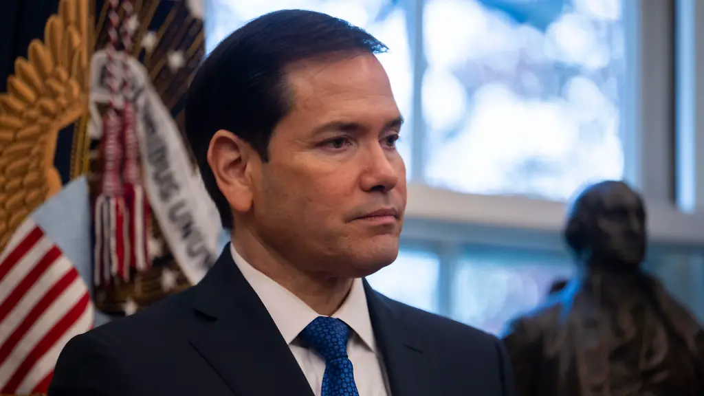 US-Secretary-of-State-Marco-Rubio-is-seen-during-a-swearing-in-ceremony-for-Sergio-Gor-the-new-U-S-Ambassador-to-India-in-the-Oval-Office-at-the-White-House-in-Washington-on-Nov-10-2025