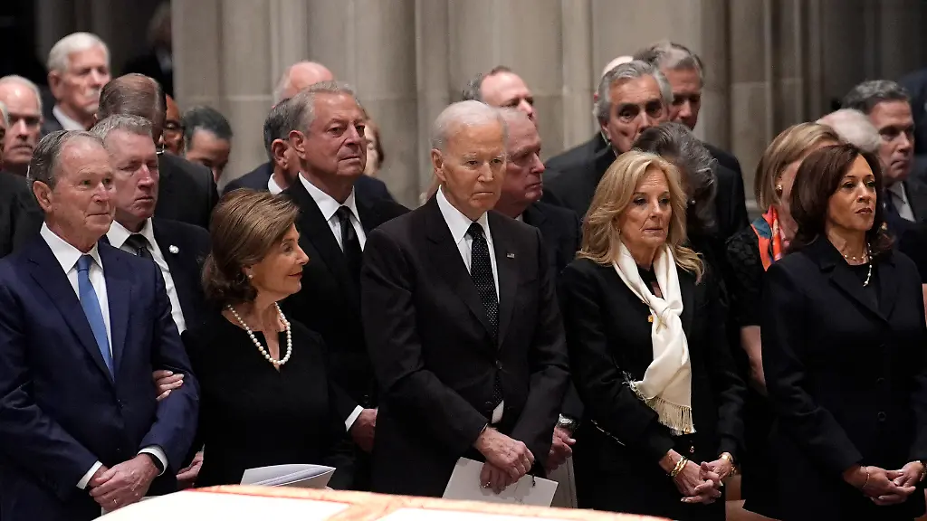 Former-US-Presidents-George-W-Bush-and-Joe-Biden-former-first-ladies-Laura-Bush-and-Jill-Biden-former-Vice-Presidents-Kamala-Harris-attend-a-funeral-service-for-former-US-Vice-President-Dick-Cheney-at-Washington-National-Cathedral-in-Washington-on-November-20-2025-Photo-by-Yuri-Gripas-ABACAPRESS
