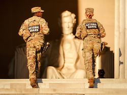 Sodnica blokirala Trumpovo napotitev Nacionalne garde v Washington