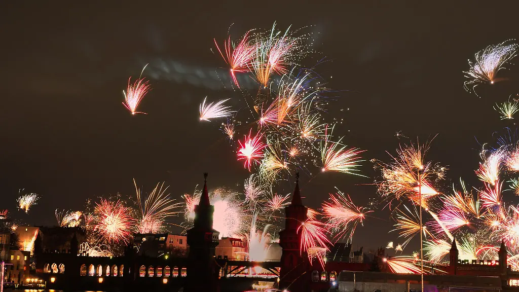 Viele-Menschen-in-Berlin-befuerworten-einer-neuen-Umfrage-zufolge-ein-privates-Boellerverbot-an-Silvester