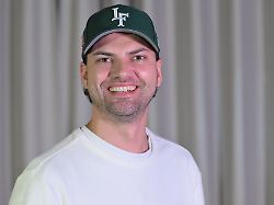 Besuch der "Spar Academy": Jimi Blue Ochsenknecht gibt sich in Werbung selbstironisch