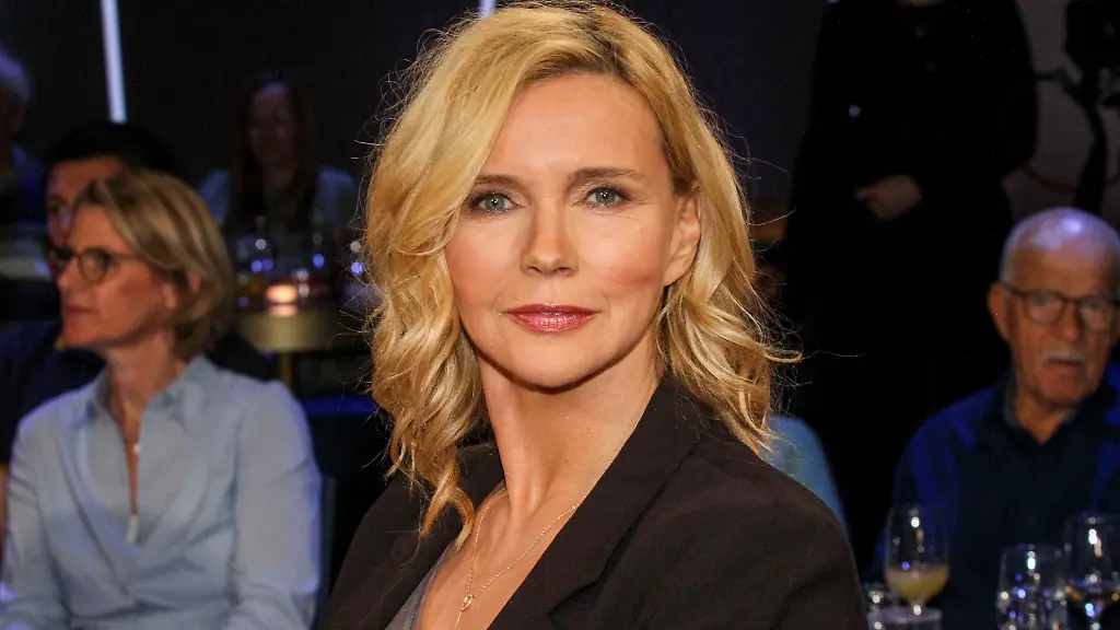 abb-Veronika-Maria-Caecilia-Ferres-deutsche-Schauspielerin-und-Autorin-zu-Gast-in-der-NDR-Talkshow-aus-dem-NDR-3-Studio-am-12