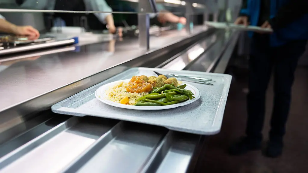 Studierende-in-Niedersachsen-sollen-bald-wieder-ein-warmes-Mittagessen-fuer-2-50-Euro-bekommen