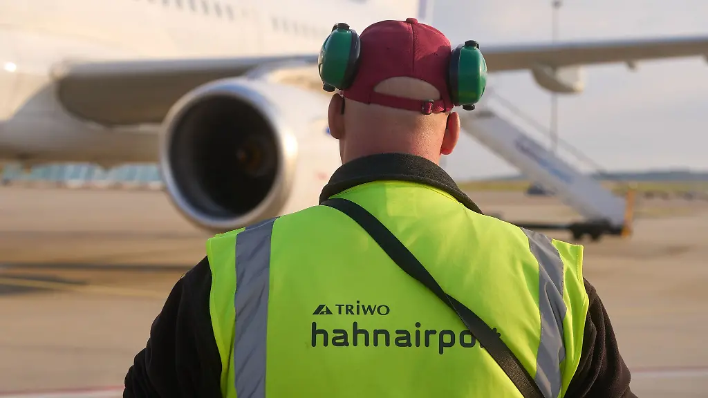 Der-Flughafen-im-Hunsrueck-arbeitet-mit-dem-in-Kasachstan-zusammen