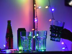 „Zunehmendes Tatmittel“: Bundesregierung stuft K.o.-Tropfen als Waffe ein