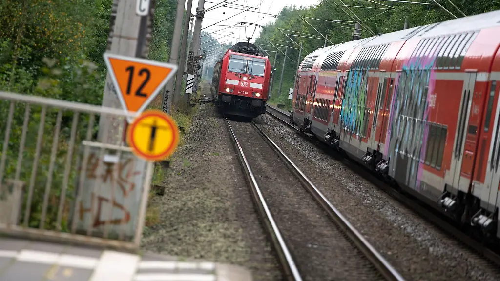 Auch-ab-2027-ist-der-Betrieb-der-Bahnnetz-Mitte-gesichert