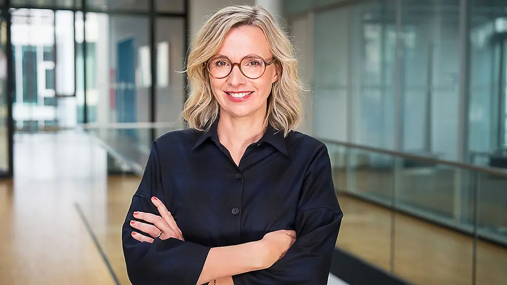 Die-44-Jaehrige-folgt-im-Dezember-auf-Hendrik-Luenenborg