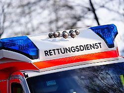 Unglück auf dem Heimweg: Schulbus überrollt Grundschülerin - Mädchen tot