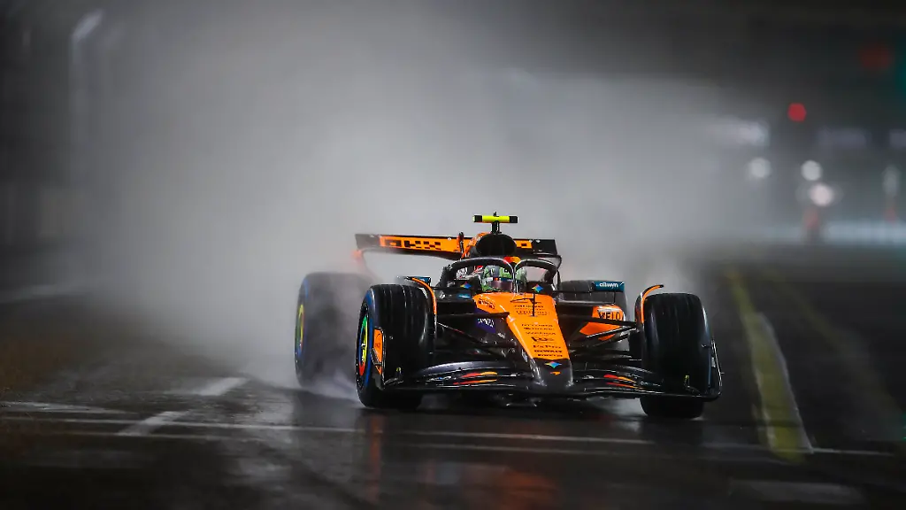 F1-LAS-VEGAS-GRAND-PRIX-2025-04-NORRIS-Lando-gbr-McLaren-F1-Team-MCL39-action-during-the-2025-Formula-1-Las-Vegas-Grand-Prix-22th-round-of-the-2025-FIA-Formula-One-World-Championship-WM-Weltmeisterschaft-from-November-21-to-23-2025-on-the-Las-Vegas-Strip-Circuit-in-Paradise-Nevada-United-States-of-America-ParadiseUnited-States-PUBLICATIONxNOTxINxFRAxBEL-Copyright-xJoaoxFilipex