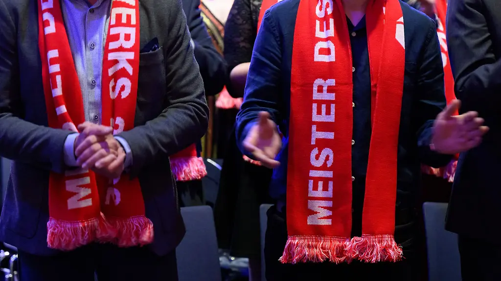 In-Dresden-haben-325-neue-Handwerksmeister-ihre-Meisterbriefe-erhalten-Archivbild