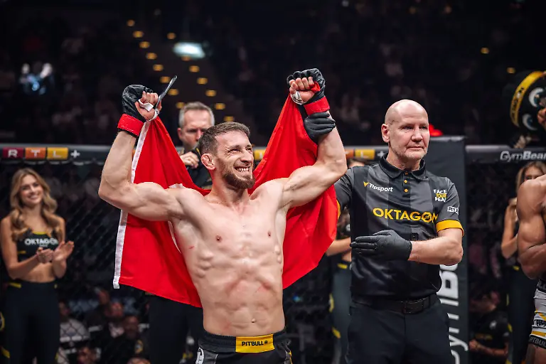 20251122212035_PD1870318703