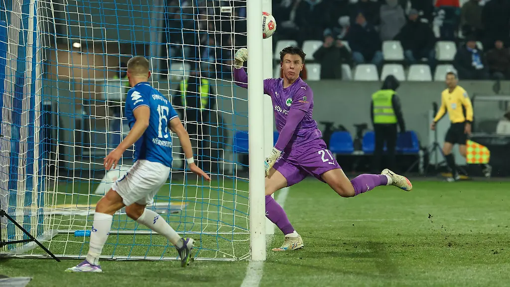 2025-11-22-xjfx-2-Bundesliga-13-Spieltag-SV-Darmstadt-98-SpVgg-Greuther-Fuerth-v-l