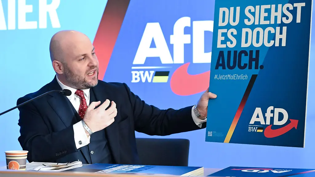 Mit-uneindeutigen-Slogans-will-die-AfD-die-Gefuehle-der-Buerger-ansprechen
