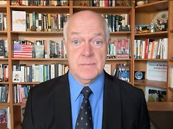 Andrew Denison: "Trumps Angebote kommen wie Maschinengewehrfeuer"